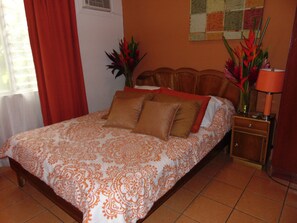 1 chambre, bureau, Wi-Fi gratuit, draps fournis