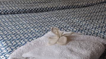 Double Room (Sardunya) | Individually furnished, desk, blackout curtains, free cots/infant beds