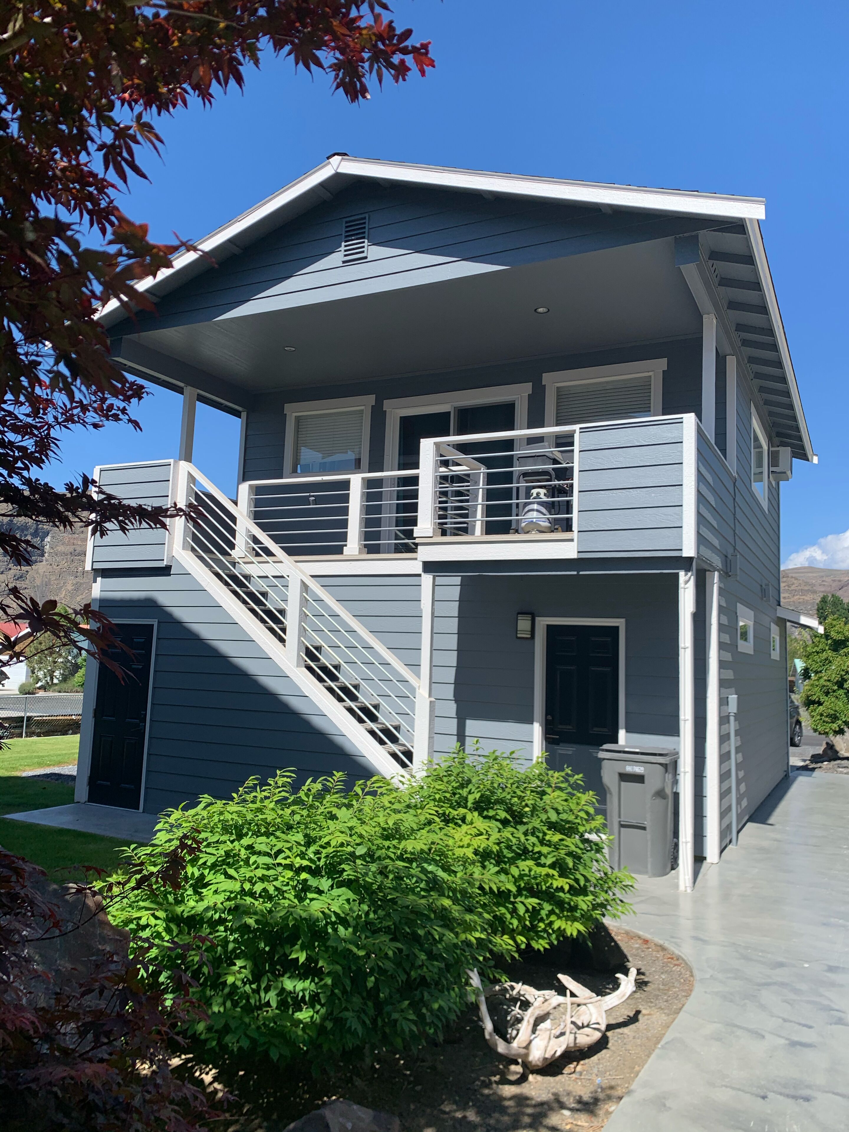 Waterfront Studio Apt near Gorge Amphitheater