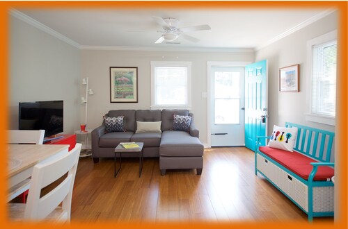 Medical & Work Stay · Quiet · Fenced Pet · Friendly