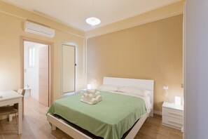 3 bedrooms, free WiFi, bed sheets