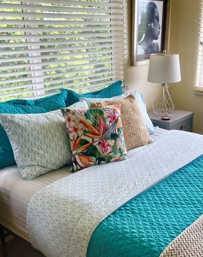 مكواة/لوح كي وواي فاي مجانًا وملاءات أسرّة