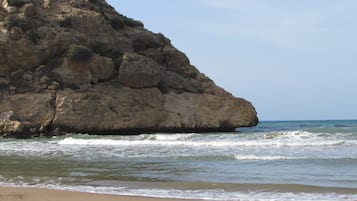 Una playa cerca