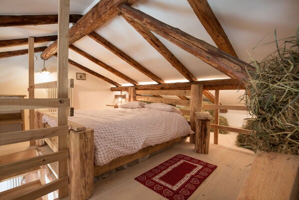 3 Schlafzimmer, laptopgeeigneter Arbeitsplatz, Reisekinderbett