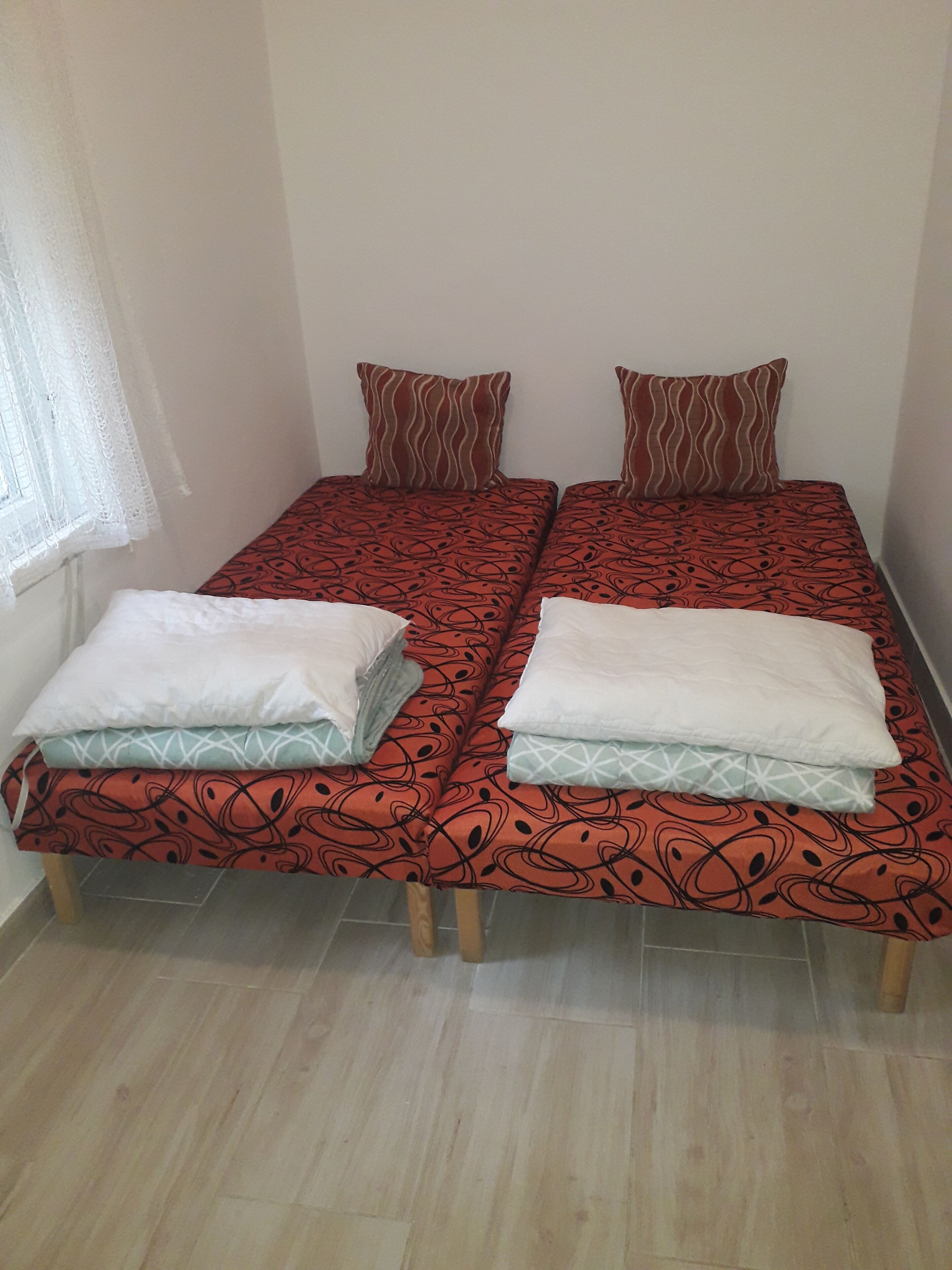 3 bedrooms, internet