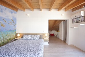 4 bedrooms, in-room safe, iron/ironing board, travel cot