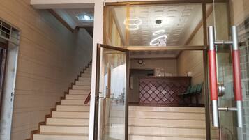 Entrée de l’hébergement