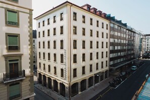 Exterior - Le Square (Geneva)