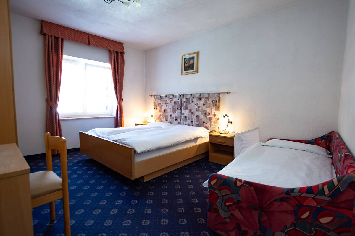 Dreibettzimmer
