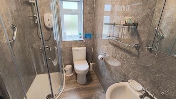Cottage, 2 Bedrooms | Bathroom