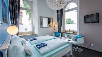 Comfort Double Room | 1 bedroom, in-room safe, individually decorated, individually furnished