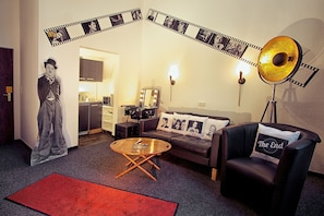 Deluxe suite | Een kluis op de kamer, individueel gedecoreerd, individueel gemeubileerd