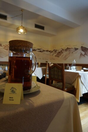 Tägliches inbegriffenes Frühstücksbuffet