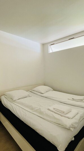 1 bedroom, iron/ironing board, travel crib, free WiFi