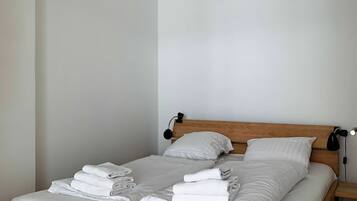 1 bedroom, iron/ironing board, travel crib, free WiFi