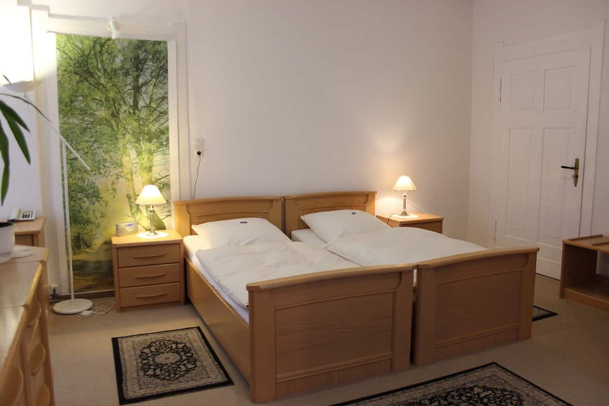 Kamer, 1 twee- of 2 eenpersoonsbedden | Een minibar, gratis wifi
