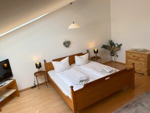 1 Schlafzimmer, Internetzugang, Bettwäsche