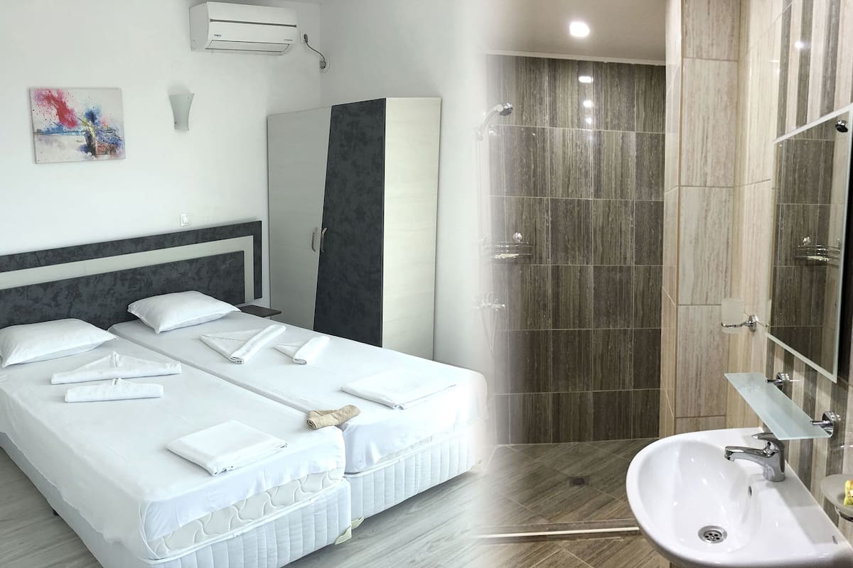 Premium bedding, minibar, desk, laptop workspace