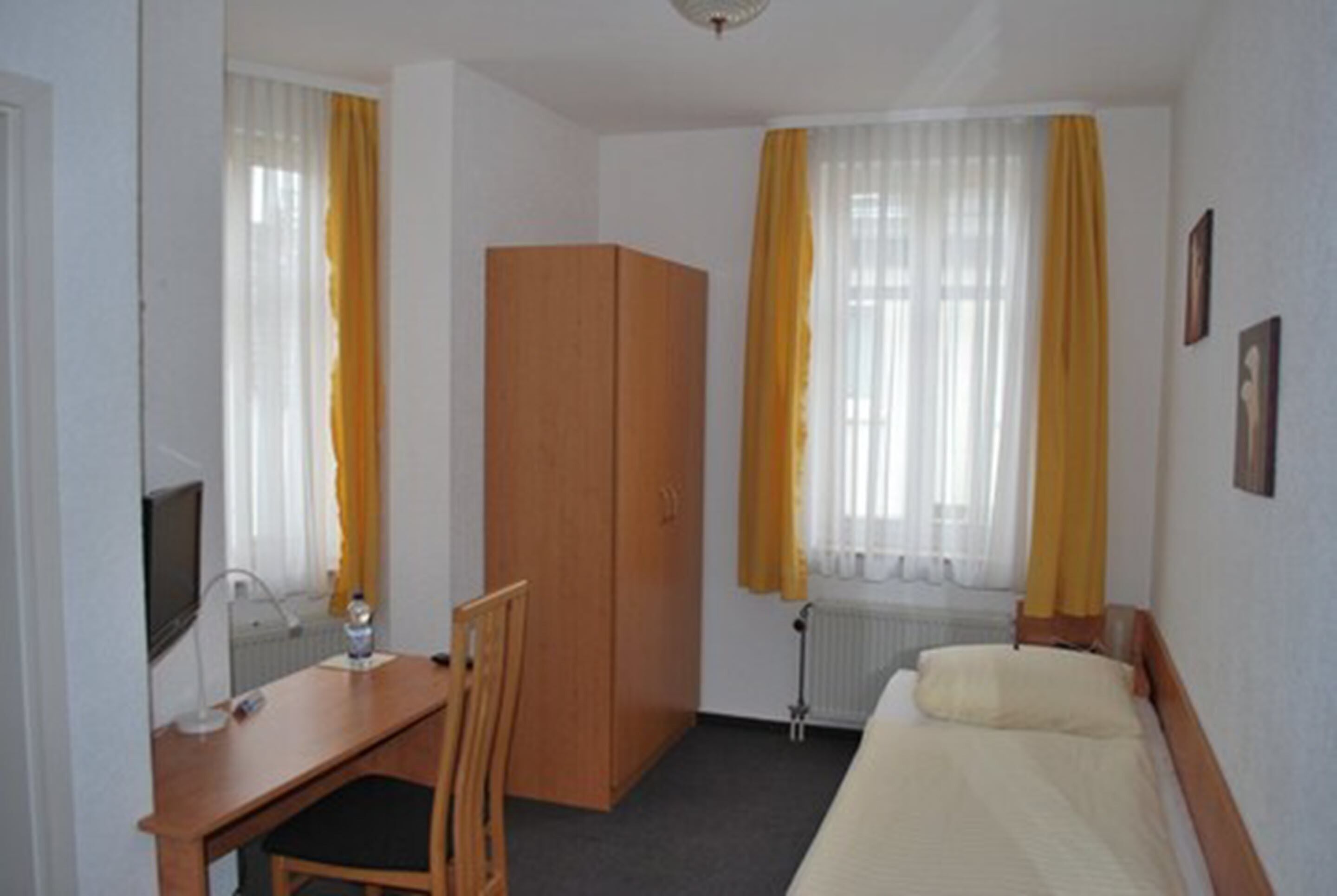 Foto - Hotel Nassauer Hof Frankfurt - Nähe Jahrhunderthalle Süwag Energie Arena