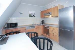 Fridge, microwave, dishwasher, coffee/tea maker