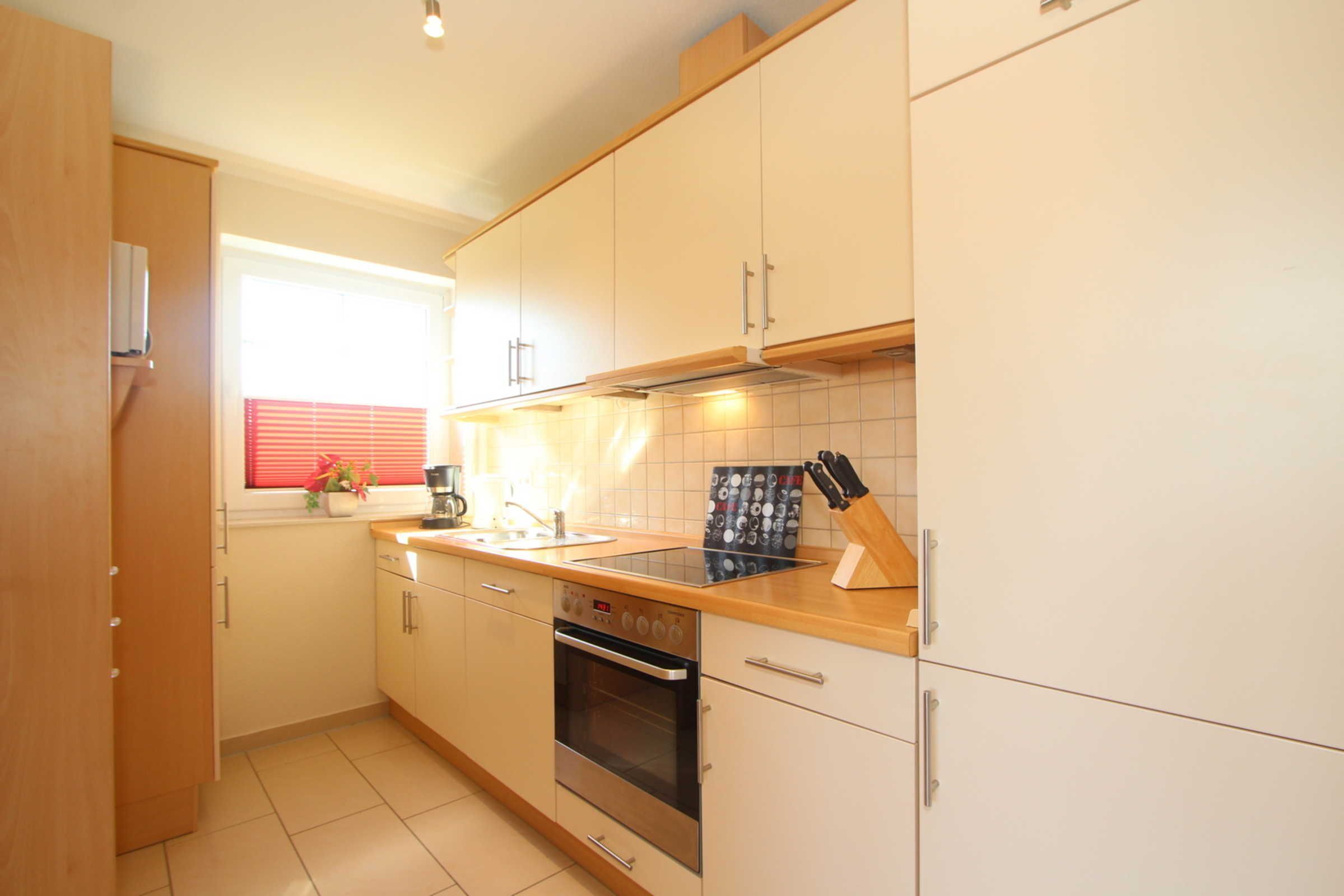 Kühlschrank, Mikrowelle, Geschirrspüler