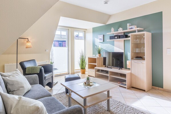 Télévision, chaîne hi-fi