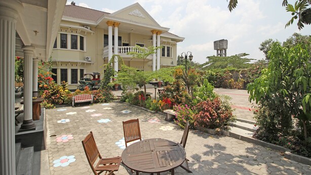 ด้านหน้าที่พัก