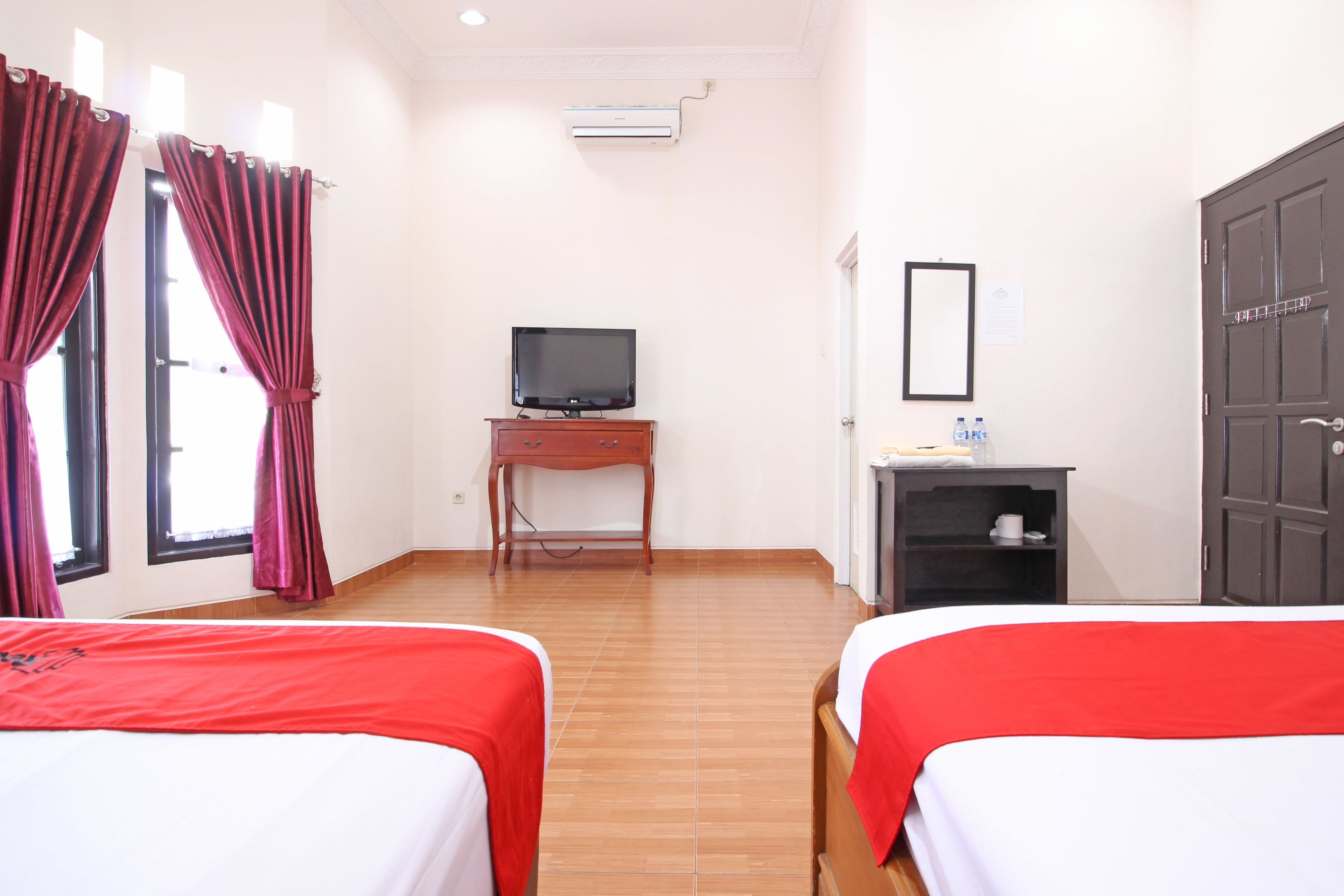 Photo - RedDoorz near UMY Yogyakarta