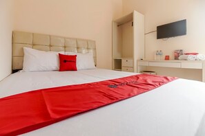 Desk, free WiFi, bed sheets