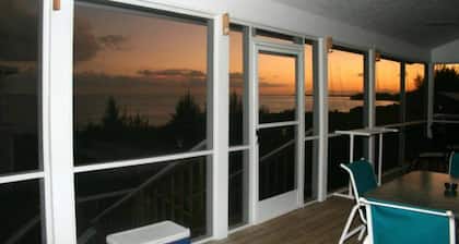 Sand Dollar Cove Cottages - Unit T/C On The Picuresque Beach