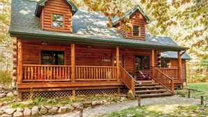 Unclassified image, 4 of 28, button - Secluded Torch Lake Cabin, 3BR, Sleeps 8, Firepit (Bellaire)