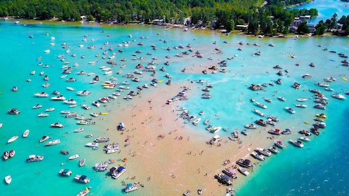 Torch Lake Cabin on 2 Wooded Acres Near Bellaire