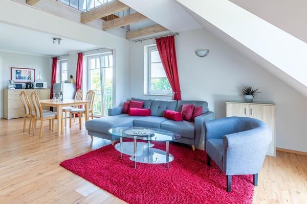 Offener Wohn- und Essbereich