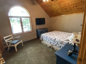 3 chambres, fer et planche à repasser, accès au Wi-Fi (inclus)