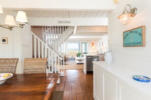 Interior - Ocean Front, Sunrise Views, Well Appointed, Delaware Beach, Rehoboth By The Sea  (Dewey Beach)