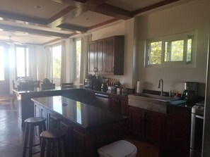 Fridge, microwave, oven, stovetop - #LACASA - BEACHFRONT House, San Juan Del Sur Playa Marsella (San Juan Del Sur)