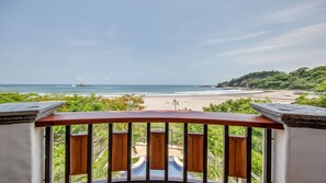 Property grounds - #LACASA - BEACHFRONT House, San Juan Del Sur Playa Marsella (San Juan Del Sur)