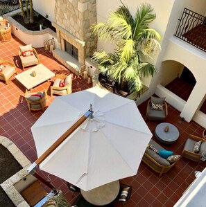 Terrace/patio - Hyatt Place Santa Barbara (Santa Barbara)