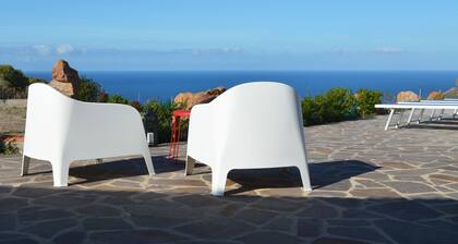 Exclusive Villa with sea view in Castelsardo - Lu Bagnu - Sardinia