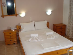 Wifi gratis y ropa de cama 