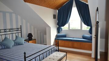 6 Schlafzimmer, Schreibtisch, Bügeleisen/Bügelbrett, kostenloses WLAN