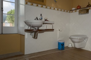 Bathroom - Casa dos Platanos (Ponta Delgada)