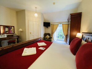Super King Room (Room 2) | Free WiFi, bed sheets - St Benets Abbey B&B (Bodmin)