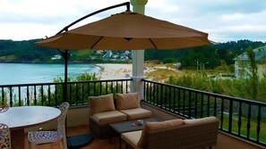 Outdoor dining - House in Sanxenxo on Canelas beach.¡Excellent location! (Sanxenxo)