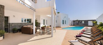 Luxurious Villa with Panoramic View, Multiple Terraces and Large Pool