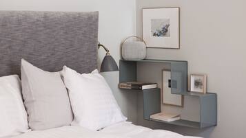 2 bedrooms, iron/ironing board, travel cot, free WiFi