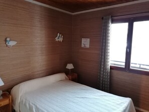 3 bedrooms - Savoyard Chalet with Terrace, Near Slopes, Mountain View (La Clusaz)