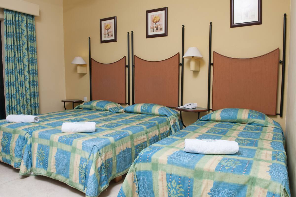 Premium bedding, bed sheets