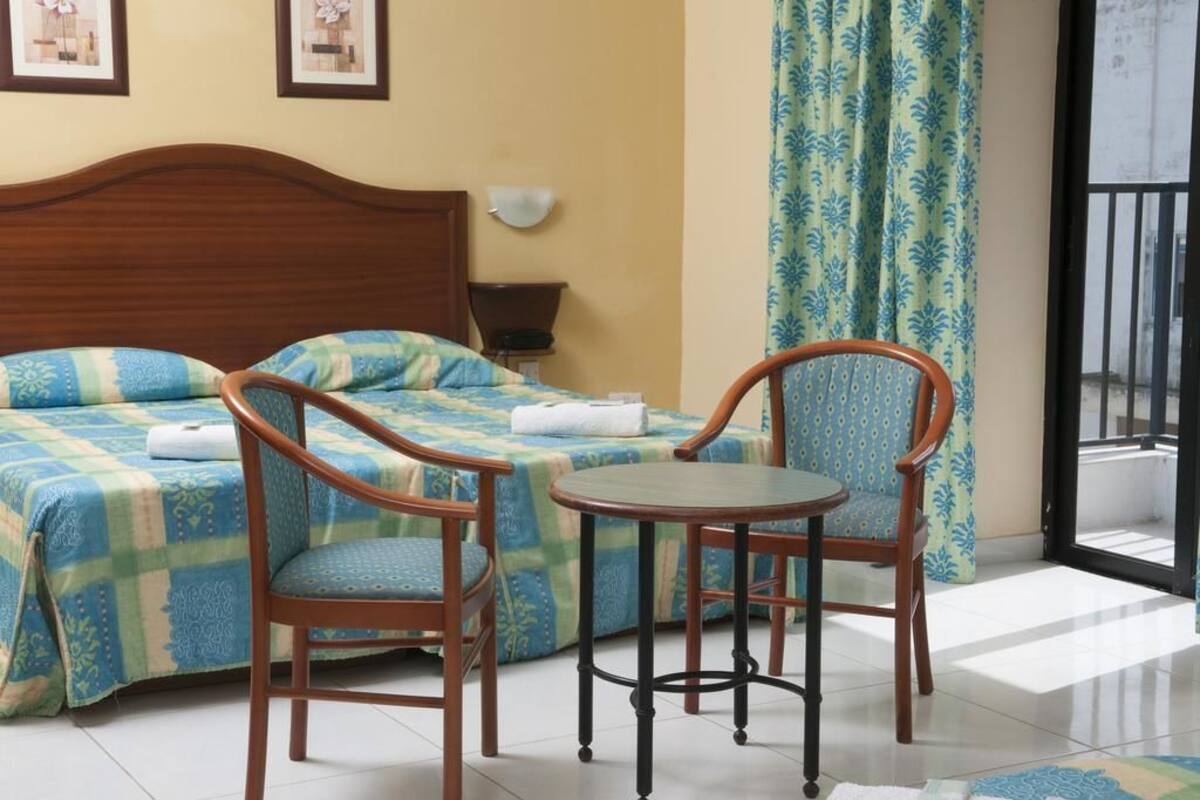 Premium bedding, bed sheets