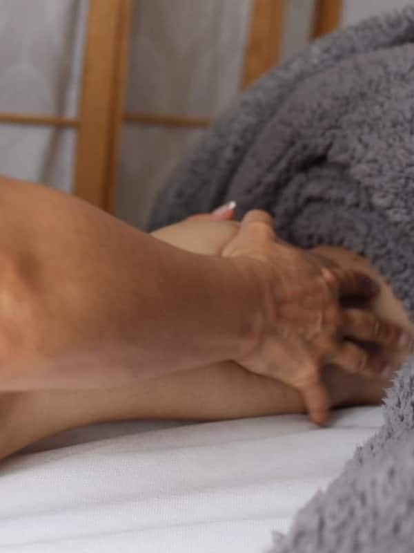 双人护理室、身体护理、芳香疗法、热石按摩、体膜护理、身体磨砂